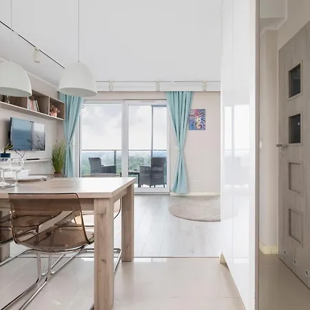 Apartment Tysiaclecia Next To Park Slaski By Renters *